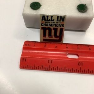 NY Giants 2011 All in champions pin